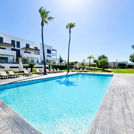 Flh Rosa Golf Balcony With Pool Apartment Vilamoura